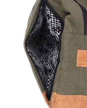 Charger l'image dans la galerie, Sac à Dos Multimédia 24H - Kaki, Personnalisable et Pratique avec Patch - LÉGENDE