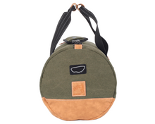 Charger l'image dans la galerie, Sac de Voyage Polochon 24H - Kaki, Personnalisable et Élégant en Coton avec Patch - LÉGENDE