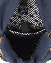 Load the image into the gallery, Sac de Voyage Cabine 24H - Bleu, Personnalisable et Chic en Coton avec Patch - LÉGENDE