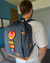 Charger l'image dans la galerie, Sac à Dos Multimédia 24H - Bleu, Personnalisable et Pratique avec Patch - LÉGENDE